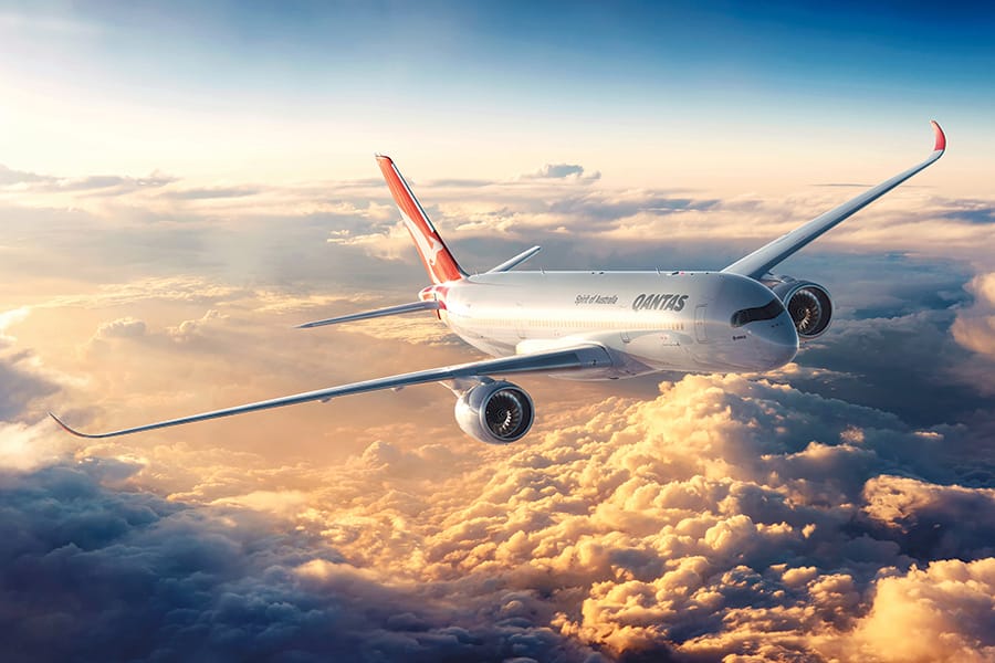 qantas airline flew in the sky