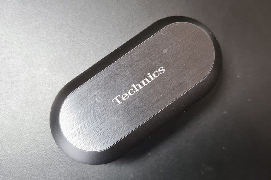 Technics release EAH-AZ70W true wireless earphones case