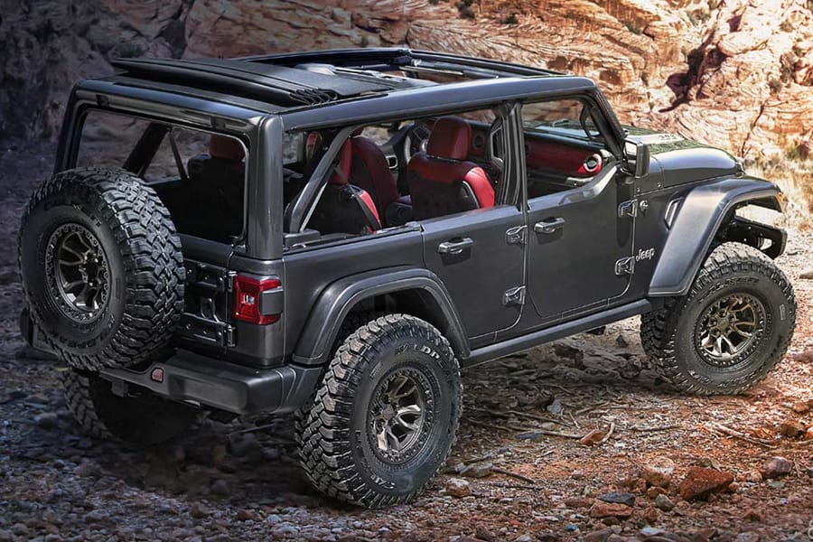 Jeep® Introduces New 6.4-liter V-8 Wrangler Rubicon 392 Concept back
