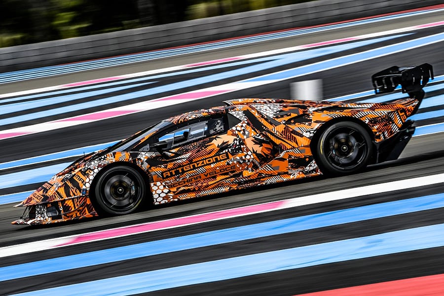 Lamborghini SCV12 on the race