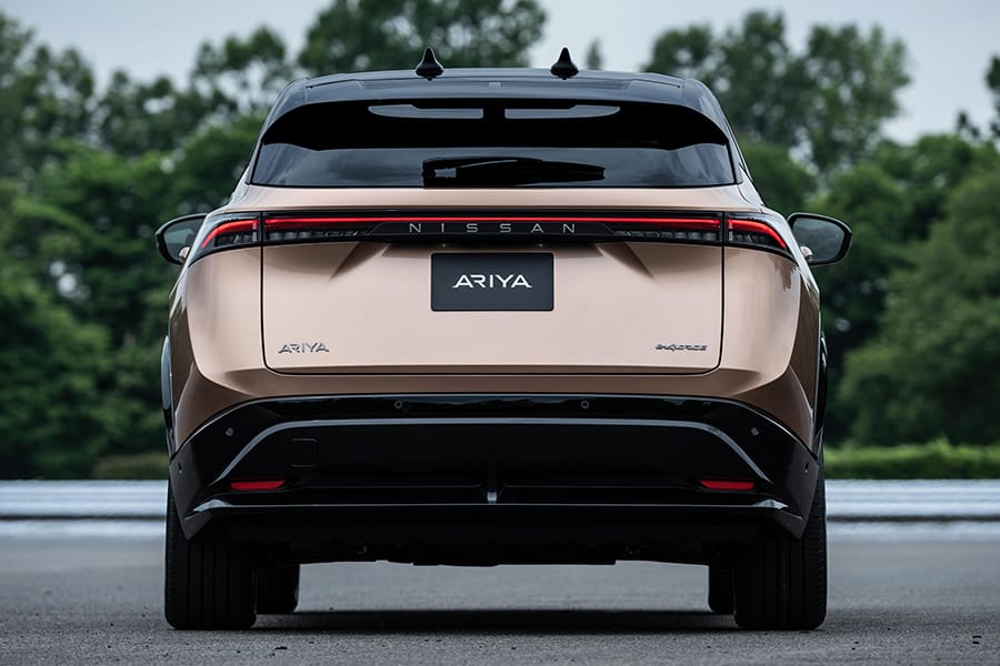 Nissan Aryia back