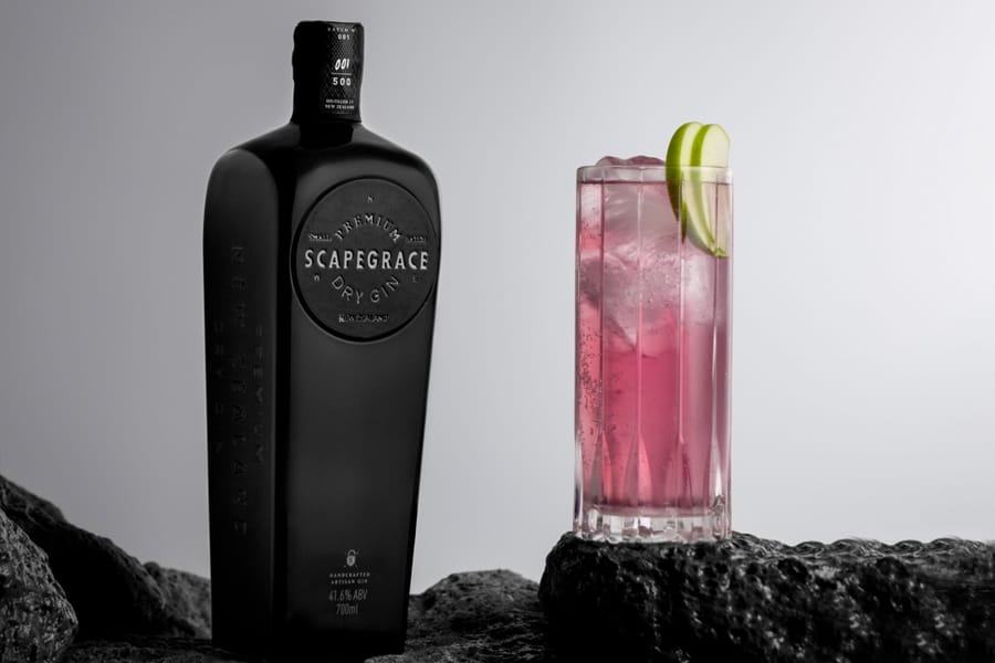 fathers day gift guide 2020 Booze hound Scapegrace Black Gin