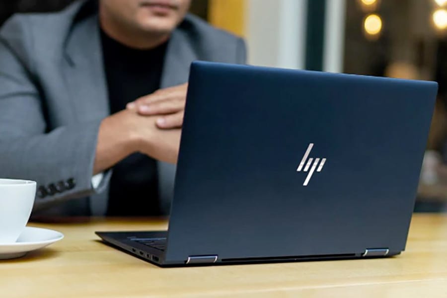 fathers day gift guide 2020 tech head HP Elite Dragonfly