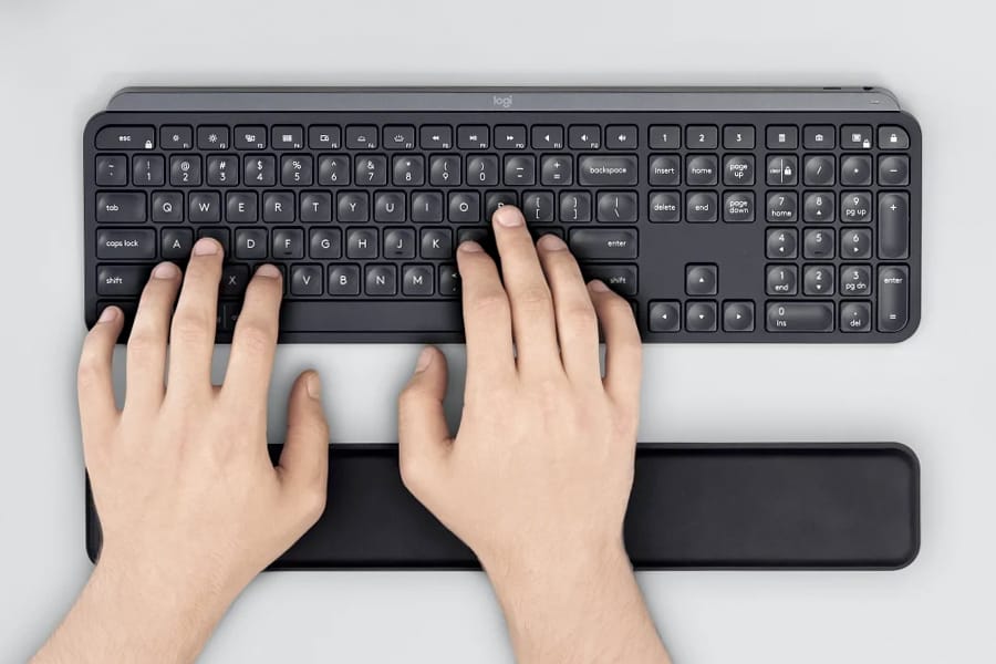 fathers day gift guide 2020 tech head Logitech MX Keys