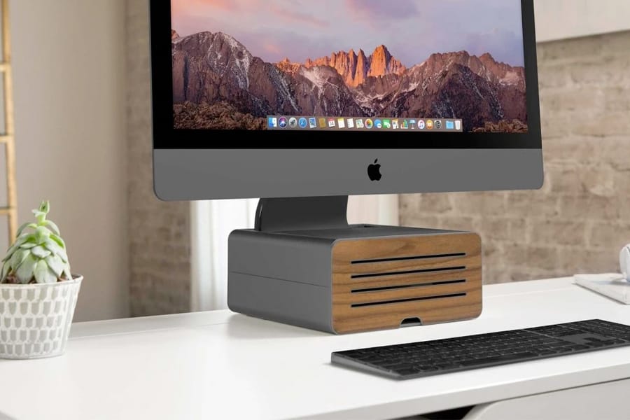 fathers day gift guide 2020 tech head Twelve South Hi Rise Pro